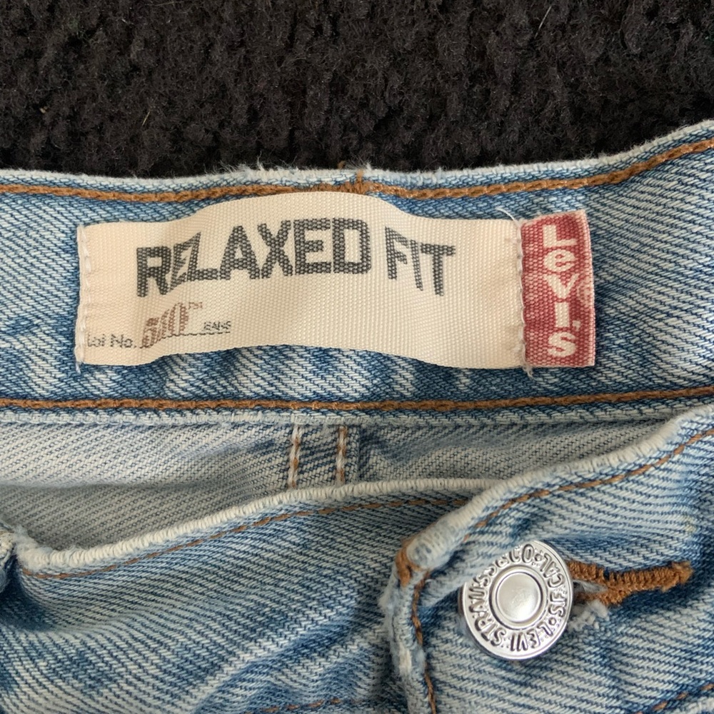 These are Levi’s relaxed fit blue jeans. - Picture 3 of 4